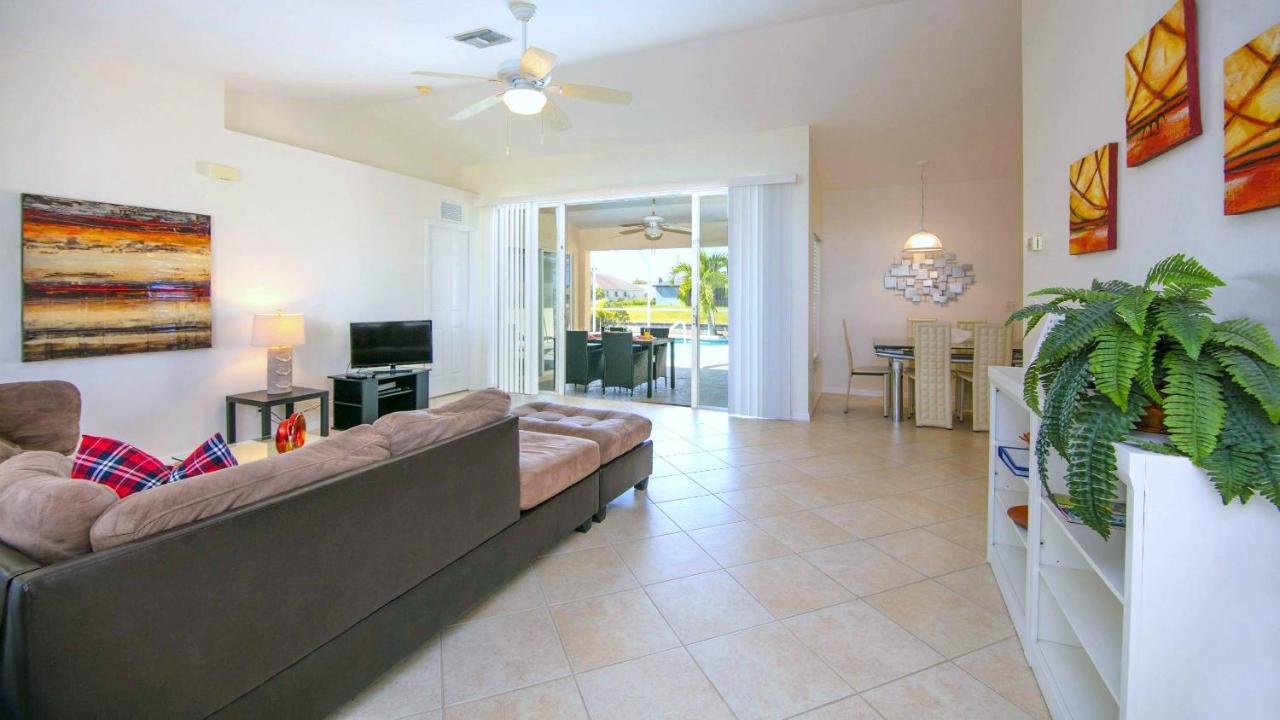 !New! Villa Waterview เคปคอรัล ภายนอก รูปภาพ