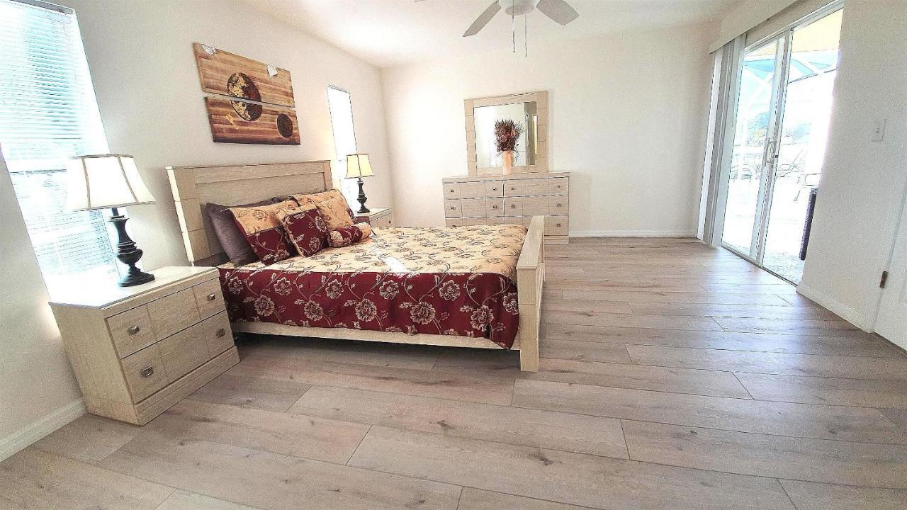 !New! Villa Waterview เคปคอรัล ภายนอก รูปภาพ